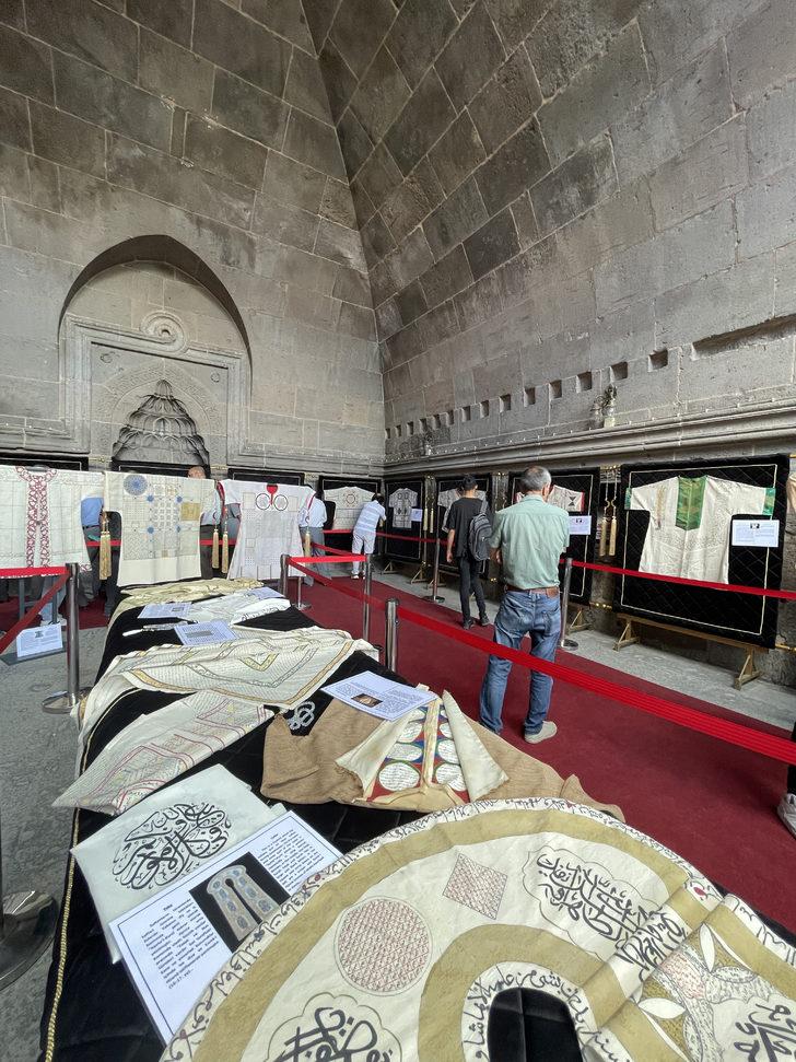 Kayseri'de "Kuvve-i İhlas Dualı Gömlekler" sergisi açıldı G2