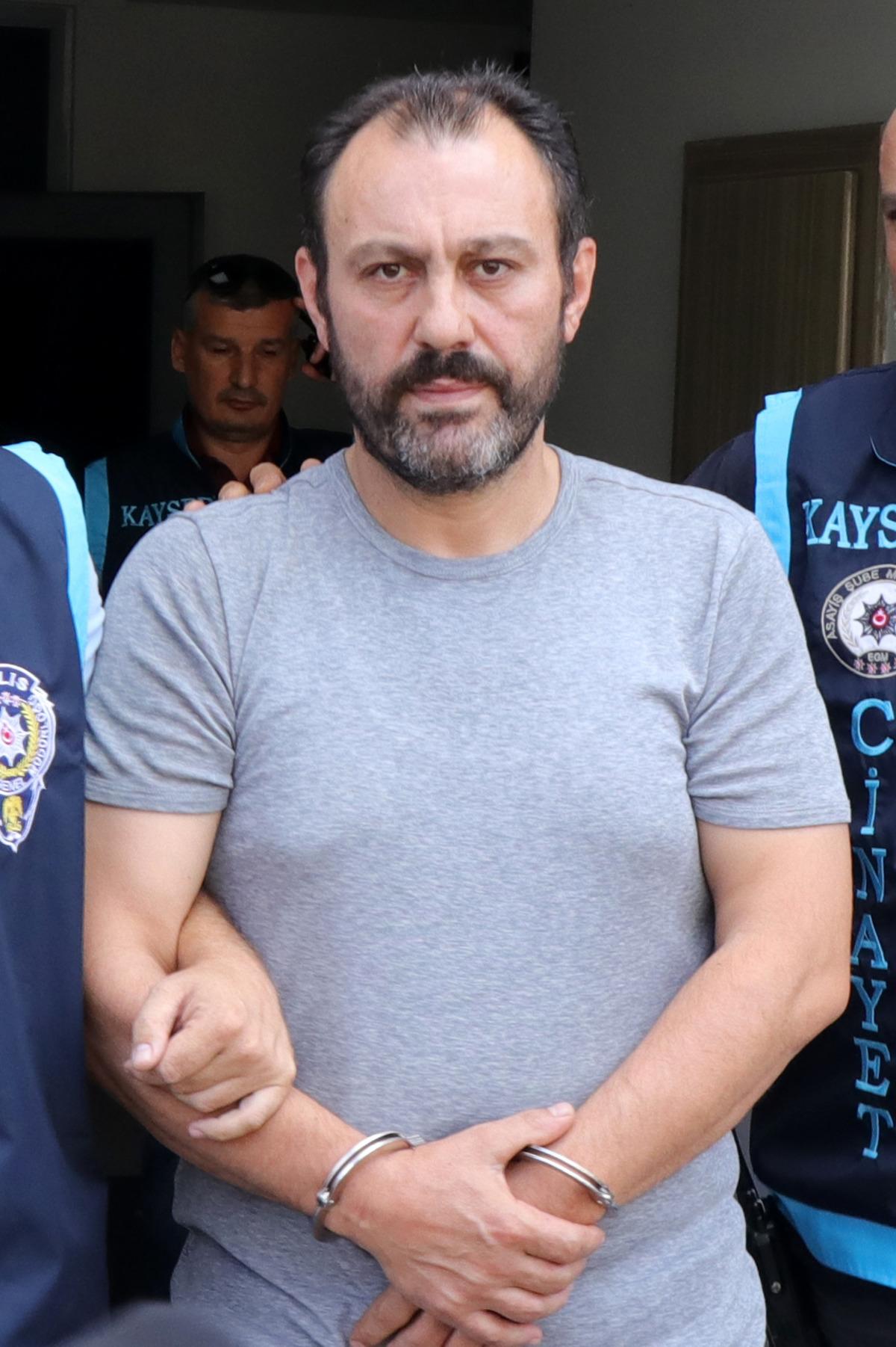 Kayseri'de otomobildeki silahlı saldırıyla ilgili 3 ş&uuml;pheli g&ouml;zaltına alındı