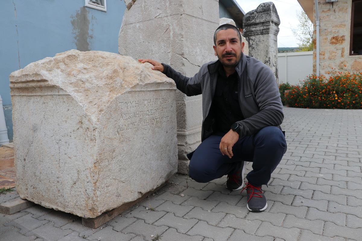 Hadrianaupolis'te, "Asklepios" varlığına işaret eden 1800 yıllık yazıt bulundu