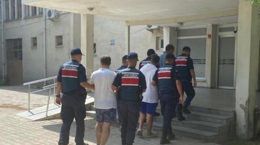 GÜNCELLEME - Çanakkale'de Yunanistan'a kaçma hazırlığındayken yakalanan 2 FETÖ zanlısı tutuklandı
