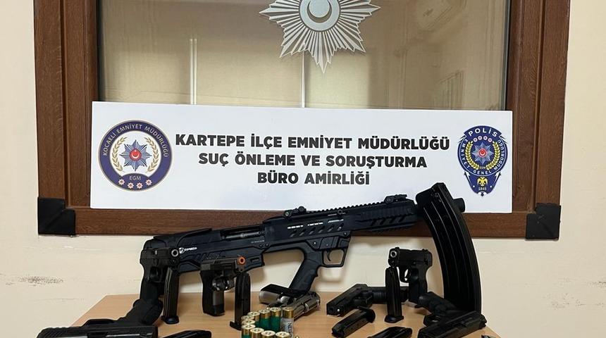 Kocaeli'de ruhsatsız tabanca ve tüfek ele geçirildi