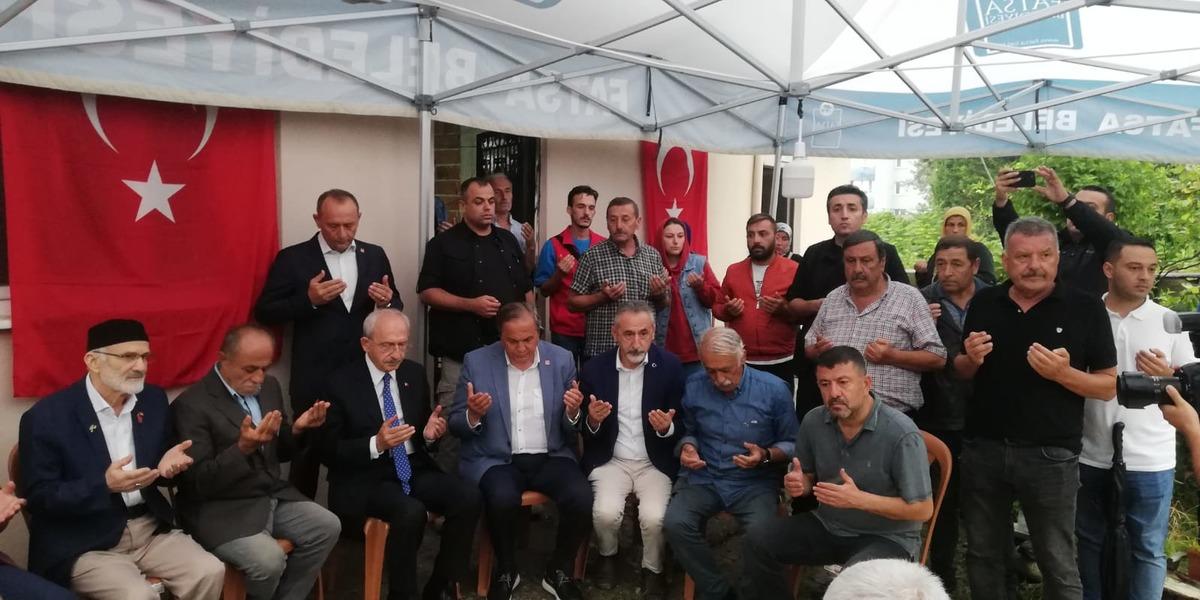 CHP Genel Başkanı Kılı&ccedil;daroğlu, şehit Kesti'nin ailesine taziye ziyaretinde bulundu