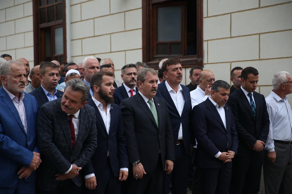 BBP Genel Başkanı Mustafa Destici, D&uuml;zce'de konuştu: