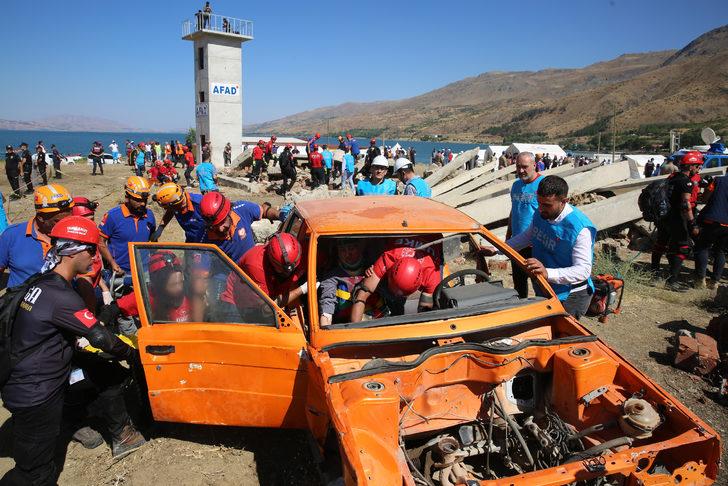Elazığ'da 345 personelin katılımıyla deprem tatbikatı gerçekleştirildi G5
