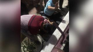 Komşusunu balkondan aşağı attı! Mahalle karıştı: Linç girişimi...