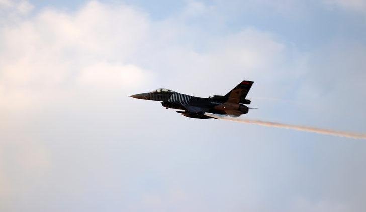 SOLOTÜRK Manisa'da prova uçuşu yaptı G4