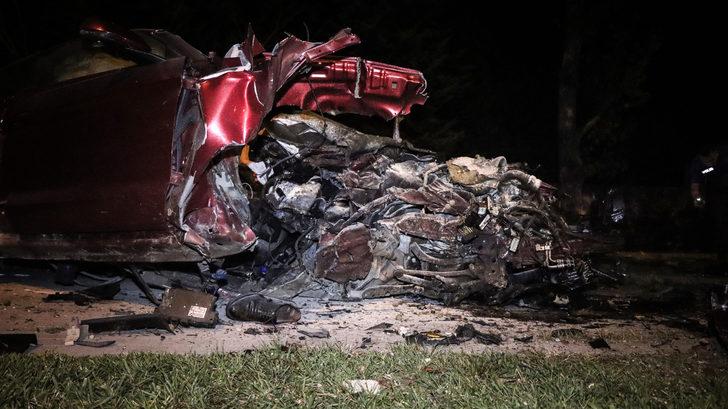 Bursa'da kamyonet ile otomobilin çarpıştığı kazada 1 kişi öldü G4