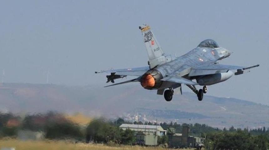 TSK'dan hava harekatı: 12 ter&ouml;rist &ouml;ld&uuml;r&uuml;ld&uuml;