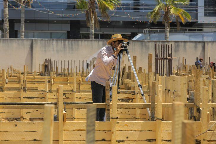 Gazze'deki Oğuzhan Asiltürk Mesleki Eğitim Merkezi inşaatında sona yaklaşılıyor G3