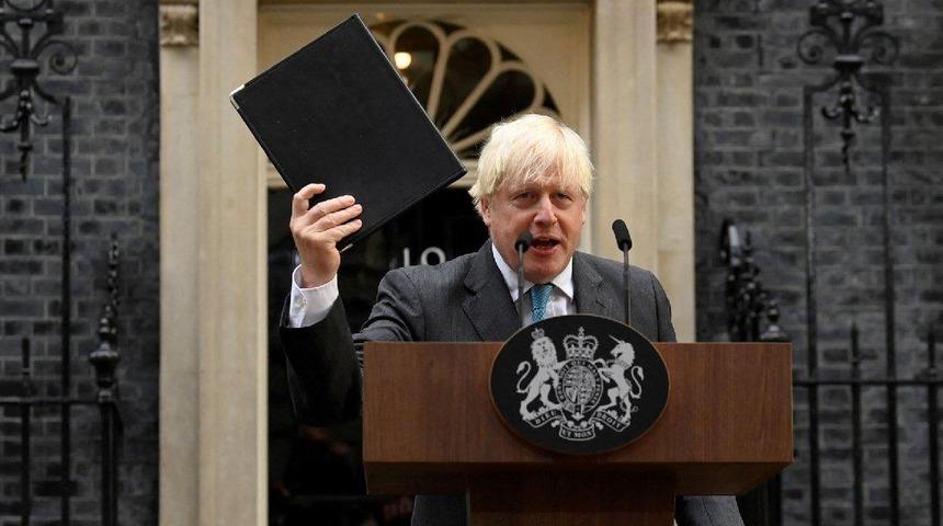 Boris Johnson, başbakanlığa bu sözlerle veda etti: Benden bu kadar millet