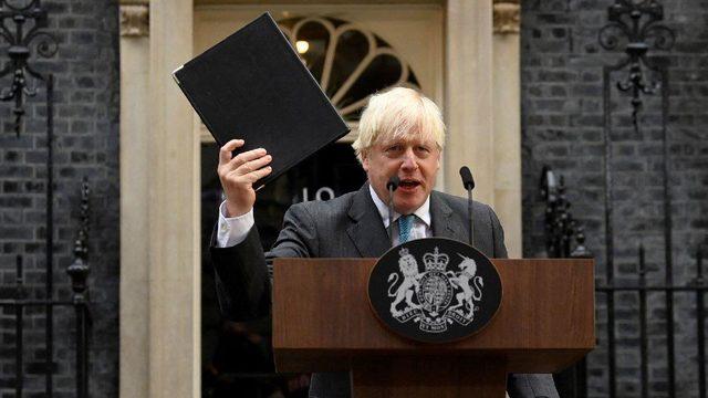 Boris Johnson, başbakanlığa bu sözlerle veda etti: Benden bu kadar millet