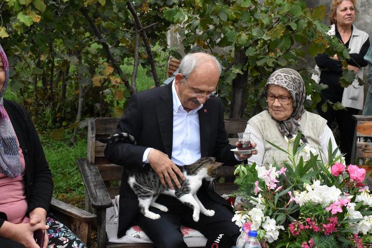 CHP Genel Başkanı Kılıçdaroğlu, Giresun'da fındık üreticilerini ziyaret etti G4