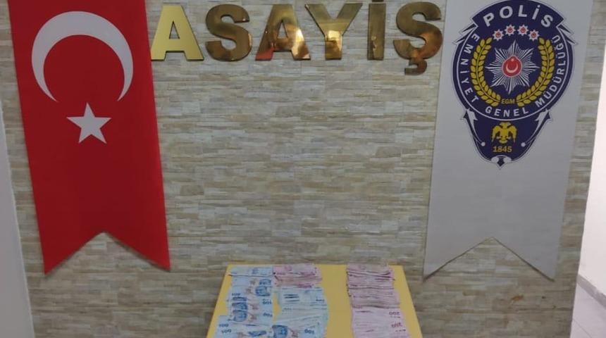 Mersin'de ev satma vaadiyle dolandırıcılık yaptıkları iddia edilen 2 zanlı tutuklandı