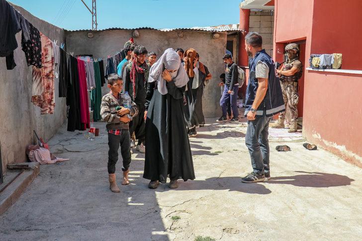 Van'da 13 düzensiz göçmen yakalandı G3