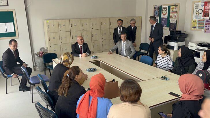 Milli Eğitim Bakan Yardımcısı Şensoy, Yalova'da okulları ziyaret etti G2