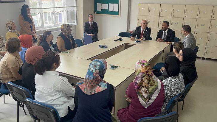 Milli Eğitim Bakan Yardımcısı Şensoy, Yalova'da okulları ziyaret etti G3