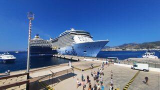 Bodrum'a 2 kruvaziyerle 5 bin 316 yolcu geldi