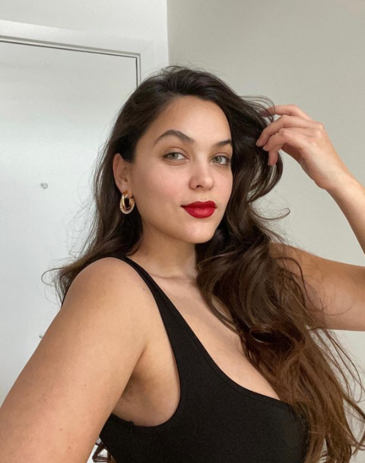 Sosyal medyada fenomeni Fenella Fox, paylaşımlarının aşk hayatını mahvettiğini itiraf etti! “Yıllardır kimseyle...” G3