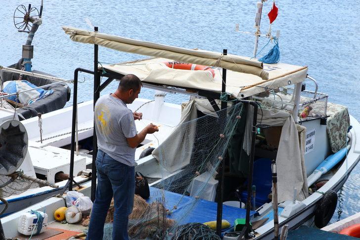 Tekirdağlı balıkçılar poyraz nedeniyle denize açılamıyor G2