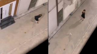 Sokak ortasında tuvaletini yapan kadın olay yarattı! Kocaeli'deki görüntü hızla yayıldı: İshal olmuşsun!