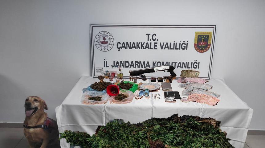 Çanakkale'deki uyuşturucu operasyonunda 2 şüpheli yakalandı