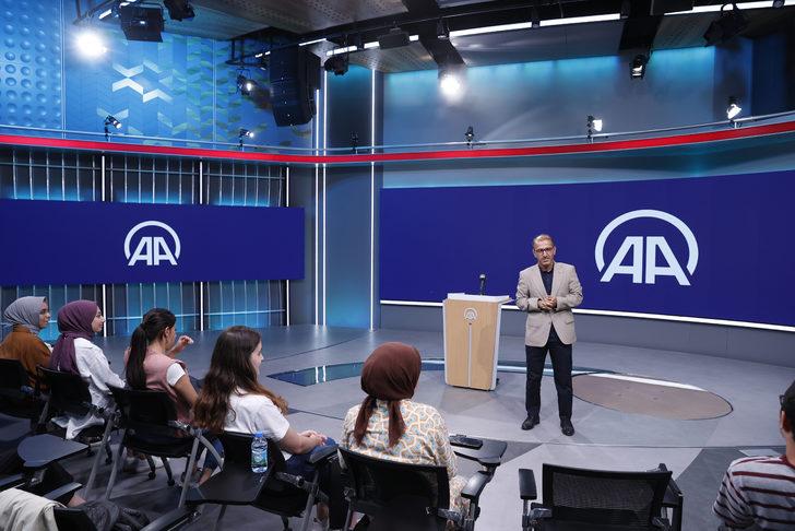 AA'nın gençlere yönelik Haber Fotoğrafçılığı Eğitimi'nin sertifika töreni yapıldı G1