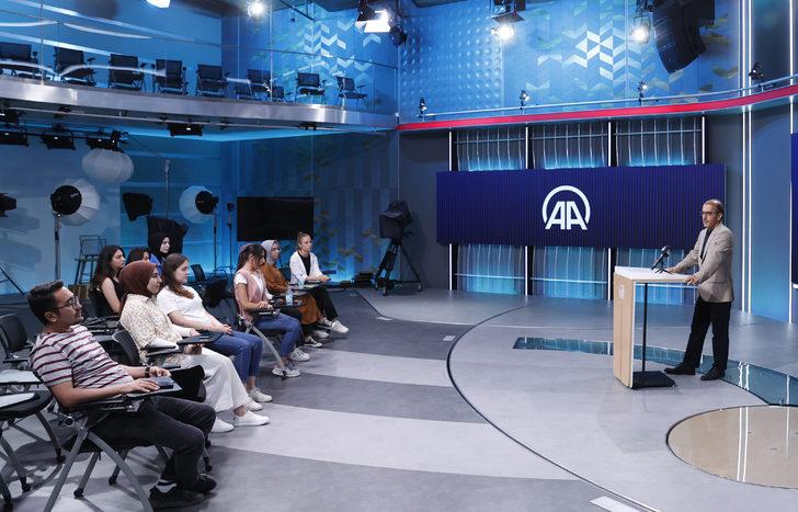 AA'nın gençlere yönelik Haber Fotoğrafçılığı Eğitimi'nin sertifika töreni yapıldı G3