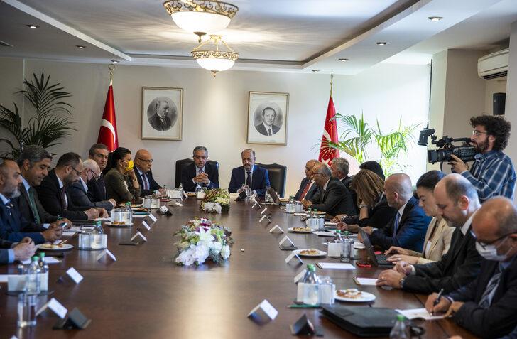 Bakan Bilgin, "Yeni Anayasada Yer Alacak Sosyal Haklar Çalıştayı"na katıldı G3