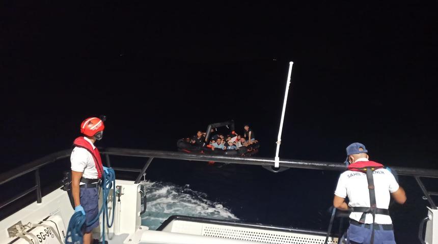 Muğla açıklarında 186 düzensiz göçmen kurtarıldı