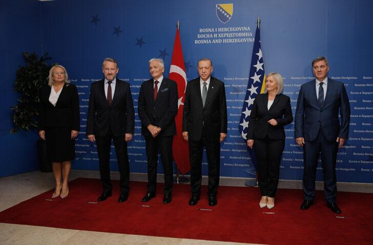 Cumhurbaşkanı Erdoğan, Bosna Hersek'te Temsilciler ve Halklar meclislerinin başkanlık divanı üyelerini kabul etti G4