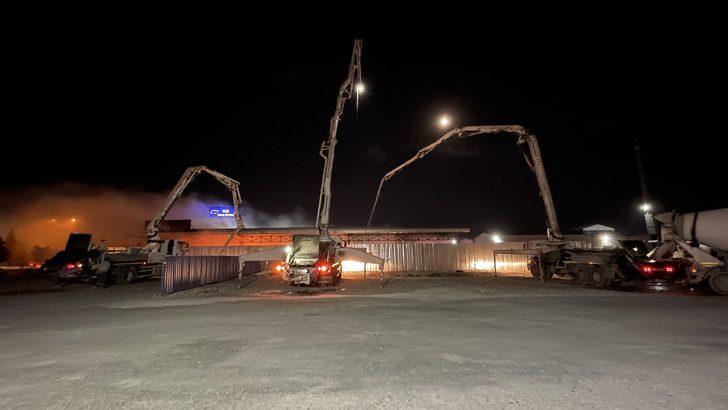 GÜNCELLEME - Kahramanmaraş'ta atık kağıt toplama alanında yangın çıktı G2