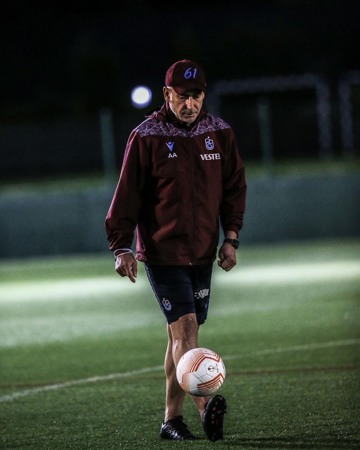 Trabzonspor, Ferencvaros ma&ccedil;ının hazırlıklarını s&uuml;rd&uuml;rd&uuml;