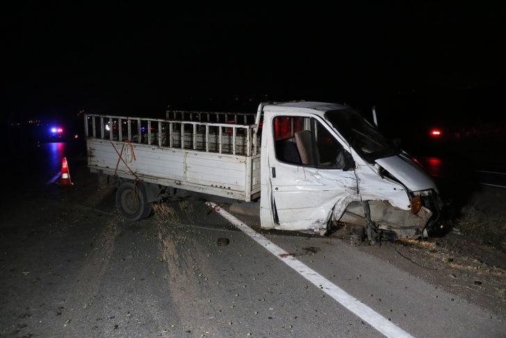 Hatay’da otomobille pikabın çarpıştığı kazada 6 kişi yaralandı G2