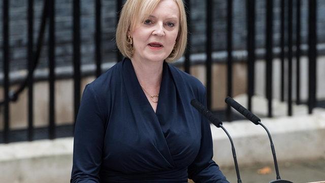 İngiltere'de yeni hükümet kuruldu!