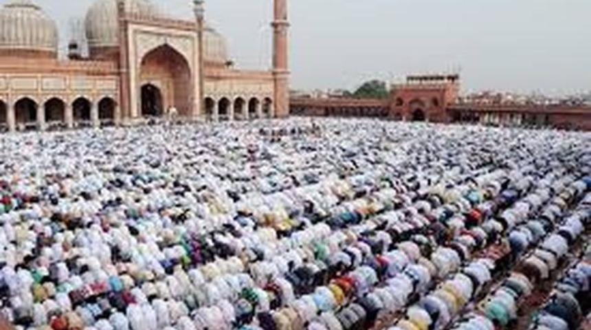 İL İl Bayram Namazı Saatleri Hangi İlimizde Saat Ka&ccedil;ta Bayram Namazı Kılınacak?