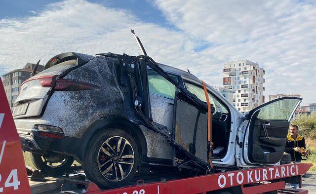 Başkentte yoldan çıkarak trafik levhasına çarpan otomobilin sürücüsü öldü