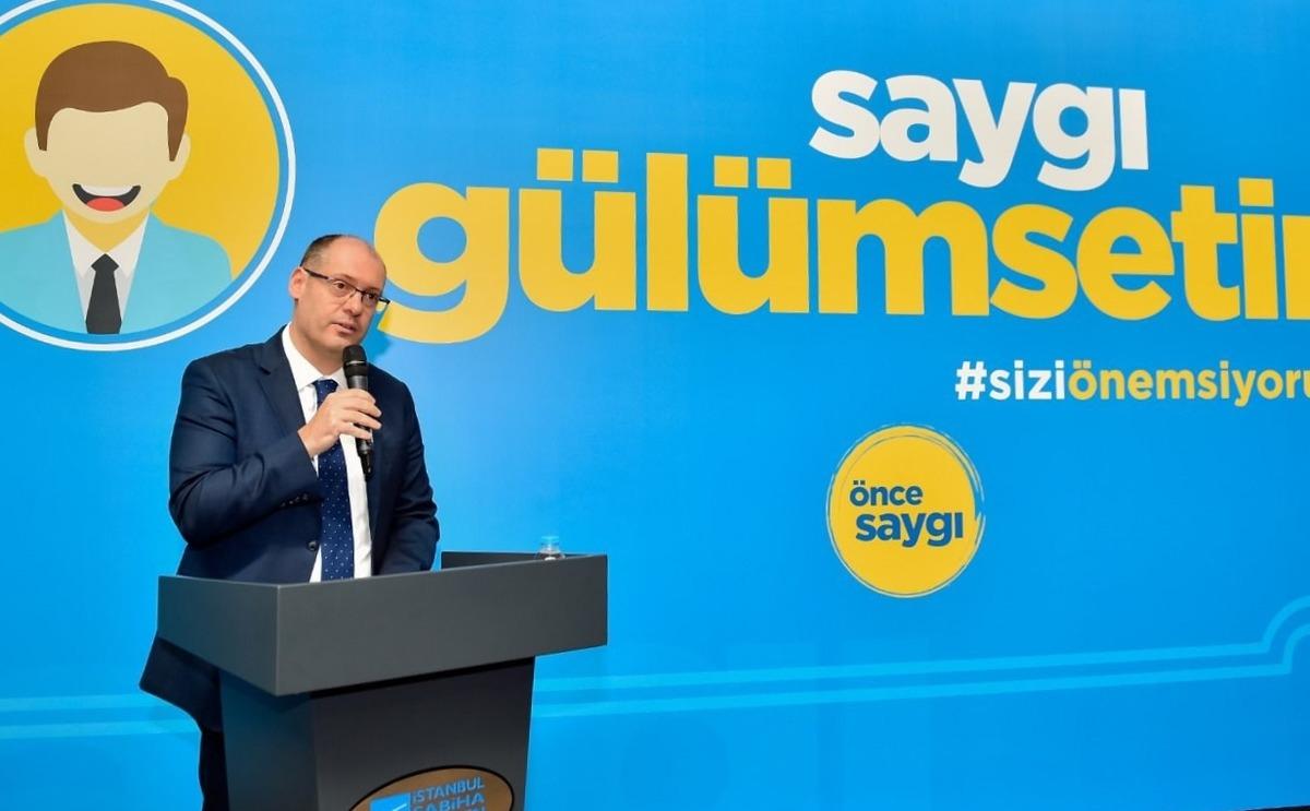 Sabiha G&ouml;k&ccedil;en Havalimanı'nda "havacılık &ccedil;alışanlarına saygı" kampanyası