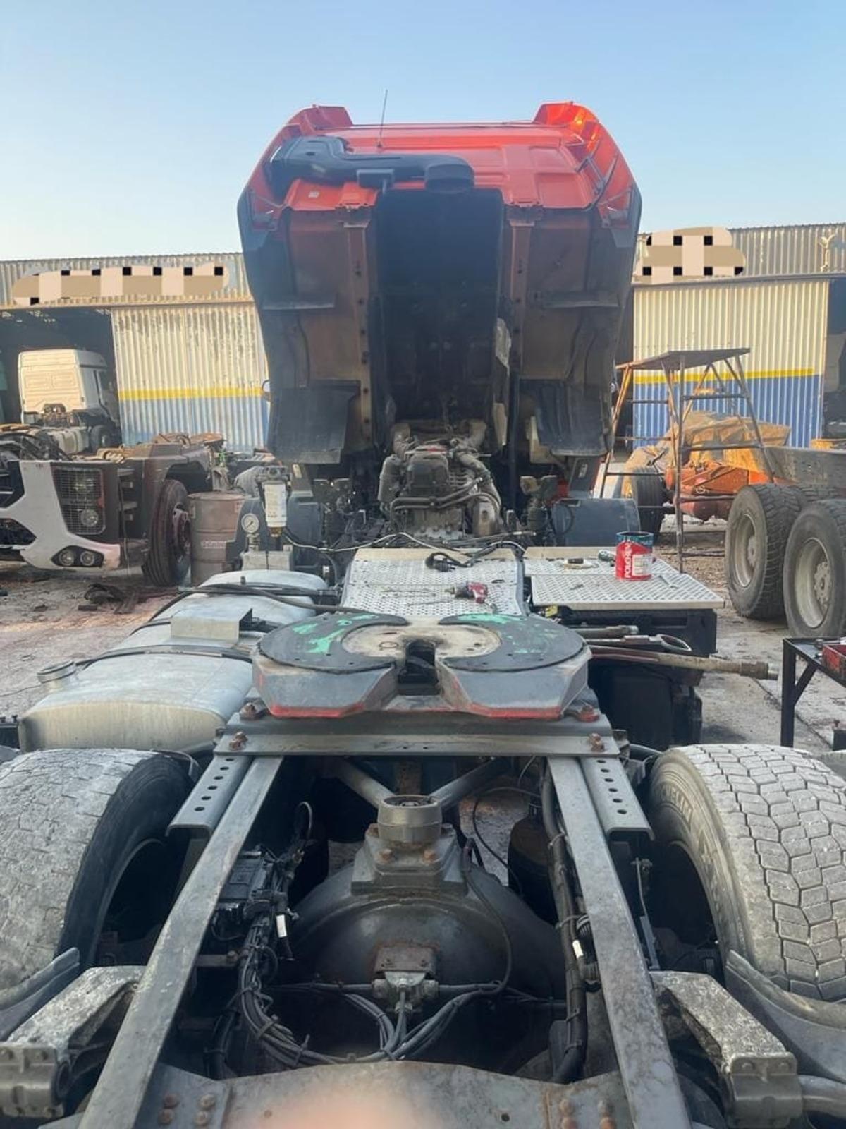 Hatay'da tır ve dorseleri par&ccedil;alayarak satmaya &ccedil;alışan 3 ş&uuml;pheli yakalandı