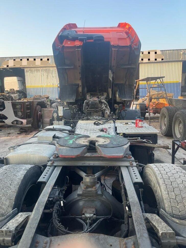 Hatay'da tır ve dorseleri parçalayarak satmaya çalışan 3 şüpheli yakalandı G1