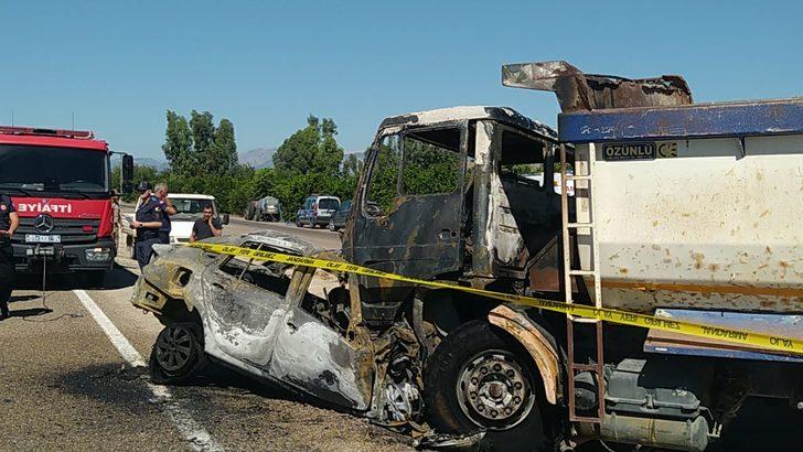 Adana'da kamyonla çarpışıp alev alan çalıntı otomobilin sürücüsü öldü G3