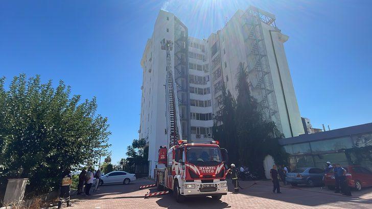Antalya'da otelin bacasında çıkan yangın hasara neden oldu G2