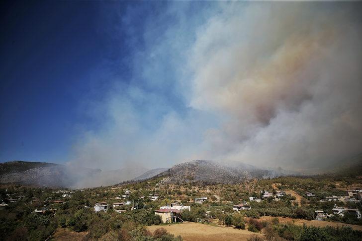 GÜNCELLEME 5 - Mersin'deki orman yangınına müdahale ediliyor G2
