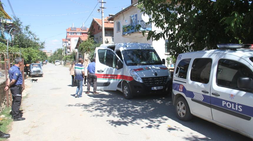 Konya'da bir kişinin karısı tarafından öldürüldüğü iddia edilen evde keşif yapıldı