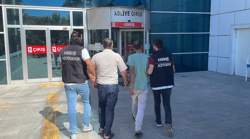 GÜNCELLEME - Adıyaman'da uyuşturucu operasyonunda gözaltına alınan 2 şüpheli tutuklandı