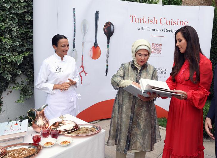 Emine Erdoğan, "Asırlık Tariflerle Türk Mutfağı" kitabının Sırpça tercümesi tanıtım etkinliğinde konuştu: G2