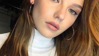 Gelsin Hayat Bildiği Gibi dizisinin Gizem'i Nilsu Berfin Aktaş'tan sahne pozu! Ünlü oyuncu paylaşımlarıyla büyüledi