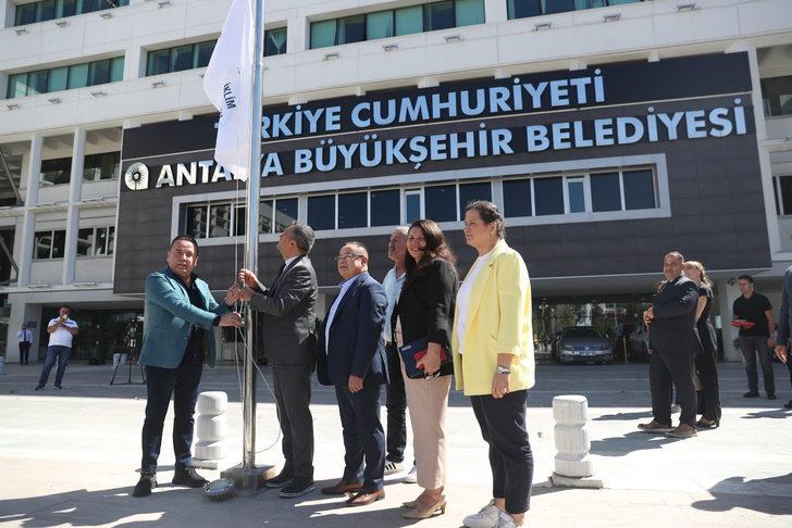 Antalya Büyükşehir Belediyesi, TSE'den "İklim Dostu Kuruluş" belgesi aldı G2