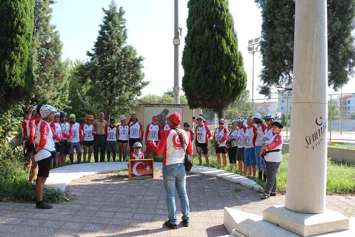 Bisikletlilerin taşıdığı "İstiklal Bayrağı" Manisa'ya ulaştı G2