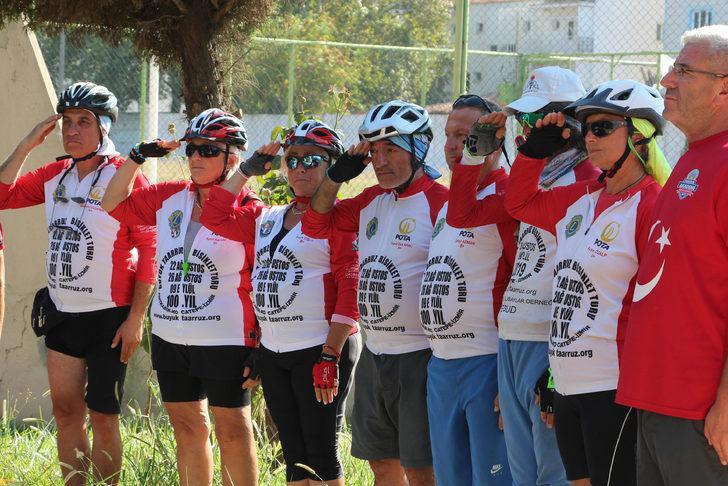 Bisikletlilerin taşıdığı "İstiklal Bayrağı" Manisa'ya ulaştı G3