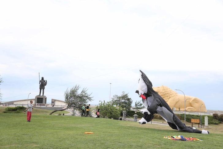 Samsun'da "Uçurtmalar akılcı ilaç için havalanıyor" şenliği düzenlendi G2